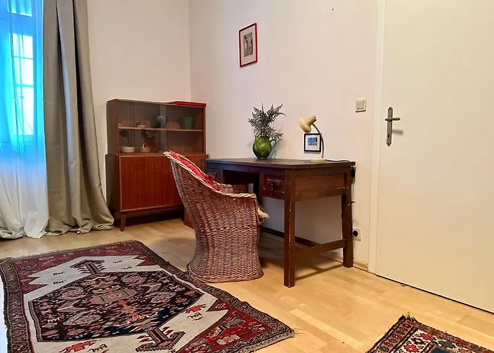 Апартаменты Near Rathausplatz Вена